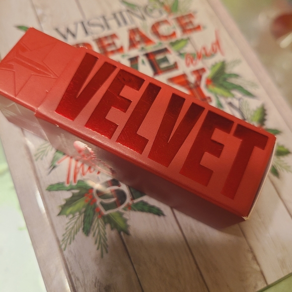 New Jeffree Star Cosmetics Velvet Trap Lipstick in pink Entrapment shade… - Picture 8 of 10